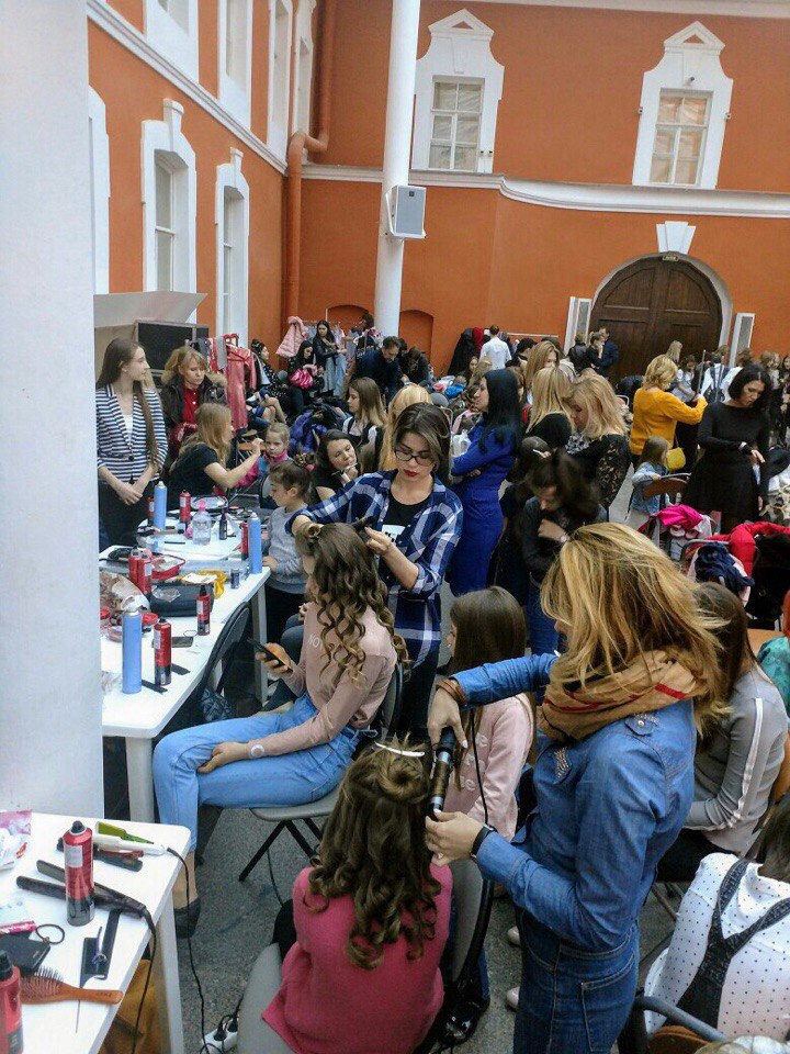 Первый день детской недели моды в Санкт-Петербурге