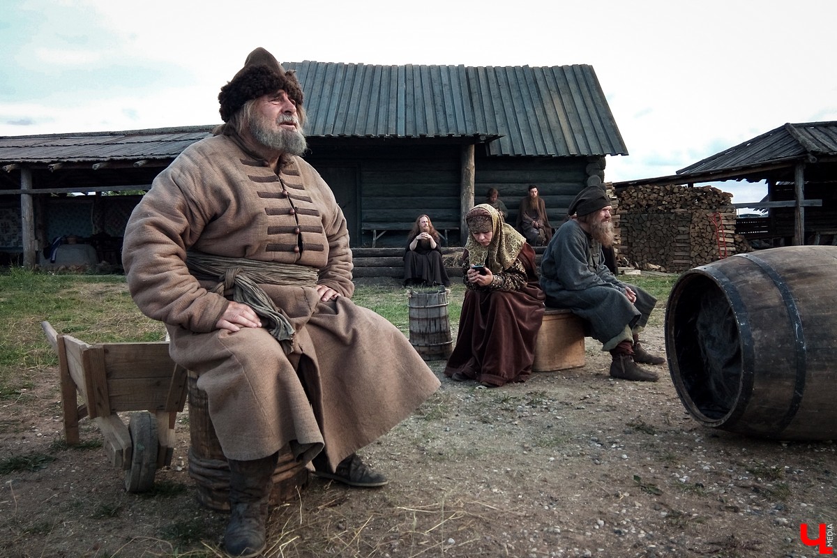 5 ноября вышла первая серия картины “Годунов”. Фильм снимался в Суздале с участием владимирских актеров массовых сцен