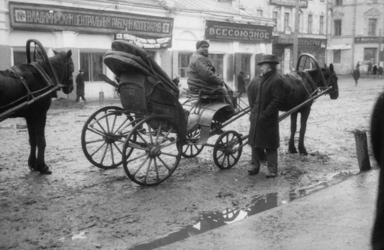 Первые автобусы, троллейбусы и такси в городе. История владимирского транспорта