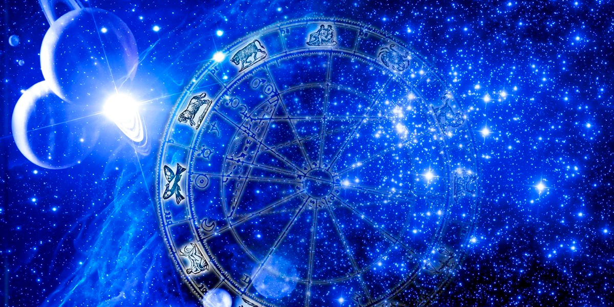 «Весь мир перейдет в новую эпоху». Гороскоп на 2023 год от астролога Натальи Слиньковой