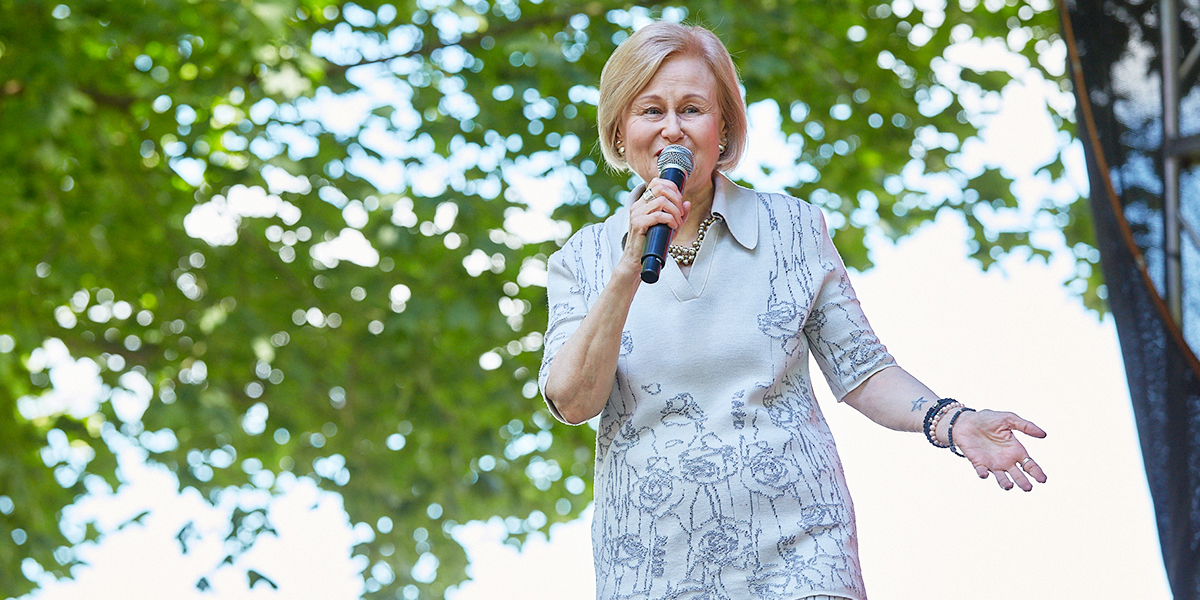 Про тату и отношение к владимирцам: признания Дарьи Донцовой на фестивале «Китоврас»