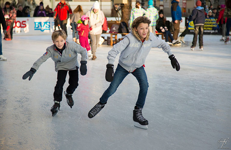 Праздник в честь открытия нового катка «Арена»