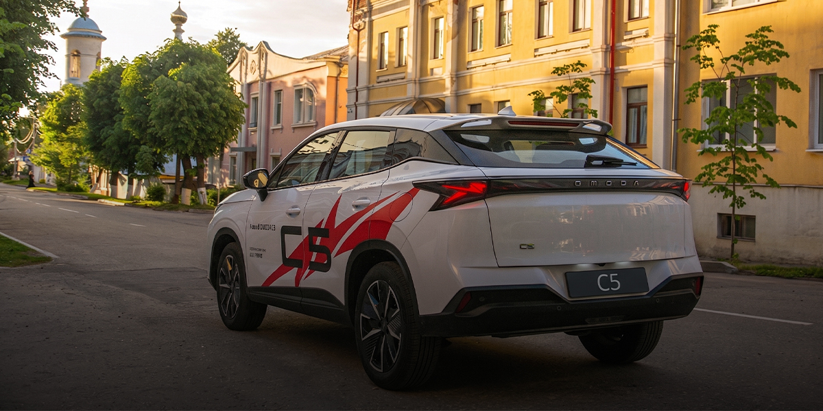OMODA C5: когда технологии действительно делают поездки комфортнее