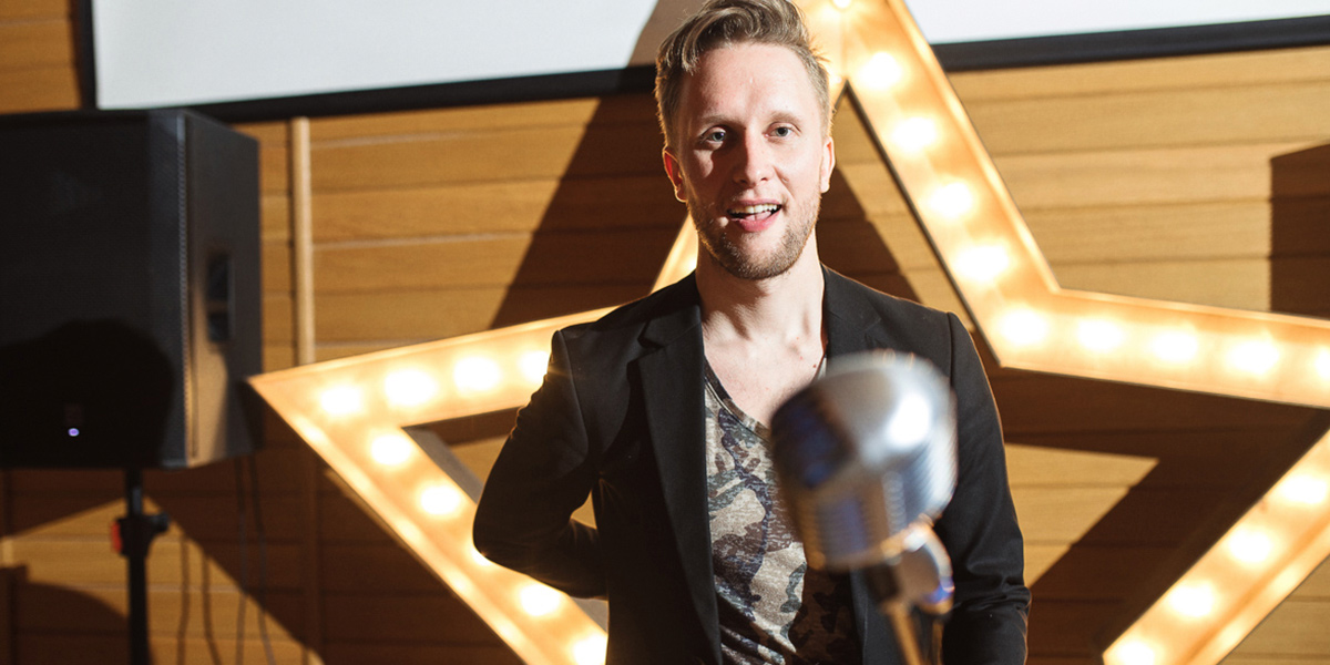 Karaoke Dance Night: вечер хитов по вашим заказам