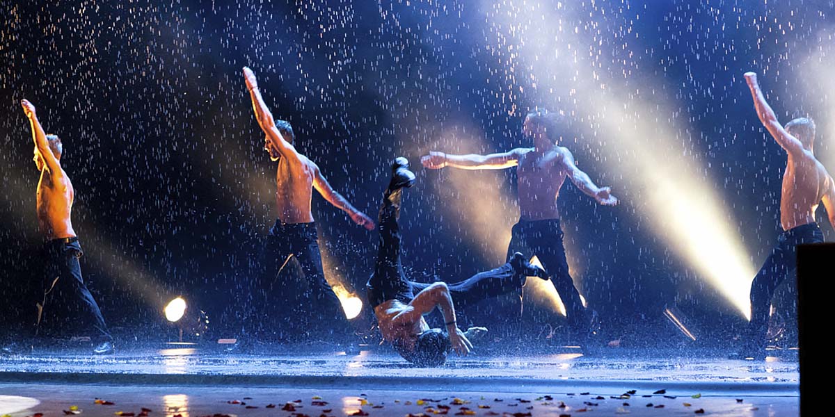 Окажитесь в эпицентре борьбы стихий!