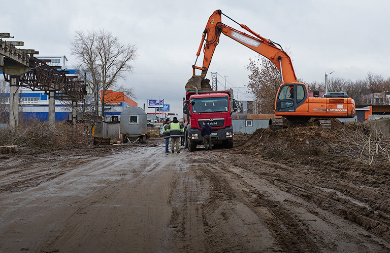 Развязка близка! Фоторепортаж с места строительства дороги от улицы Гастелло до Куйбышева