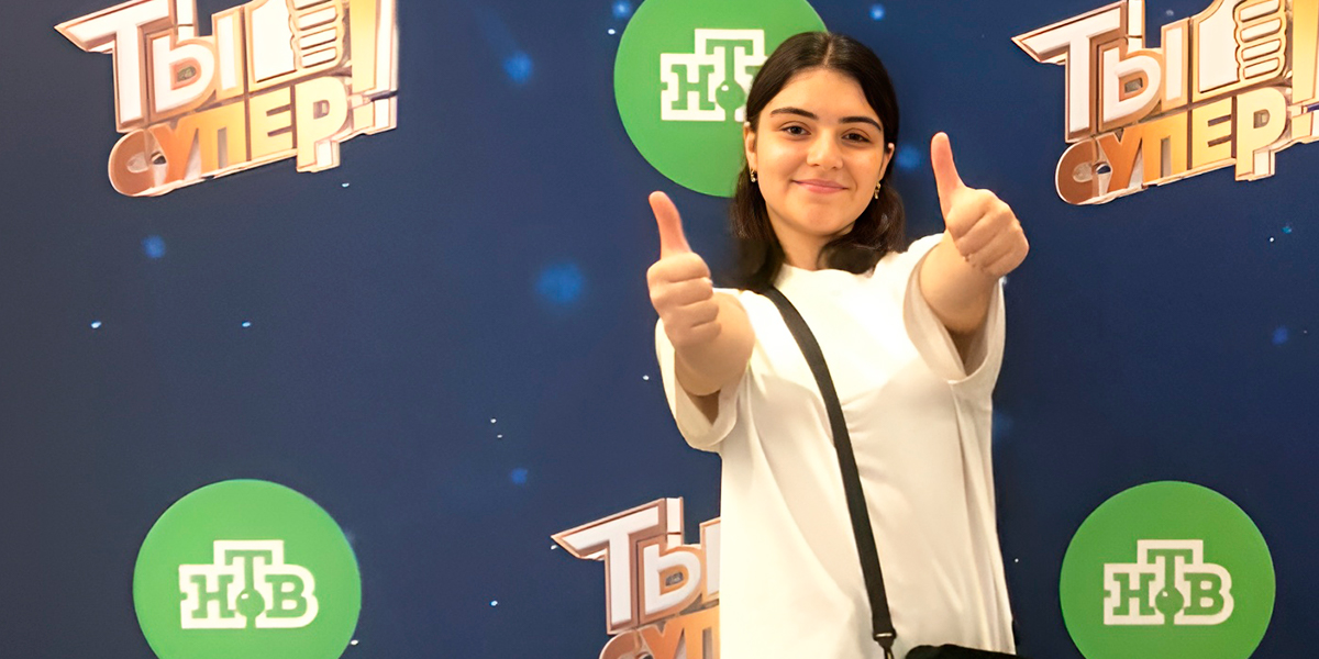 «Маленькая девочка на большой сцене» — школьница из 33-го региона прошла кастинг шоу «Ты супер!»