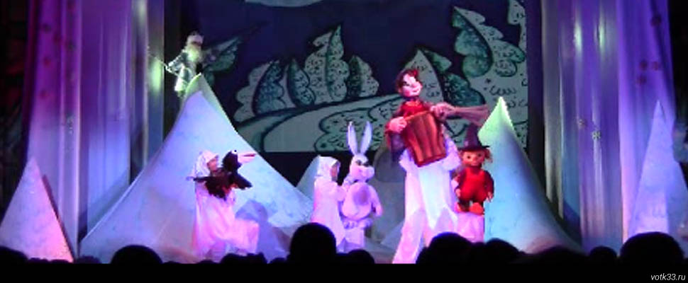 Спектакль «Ключик от новогодних часов» в театре кукол
