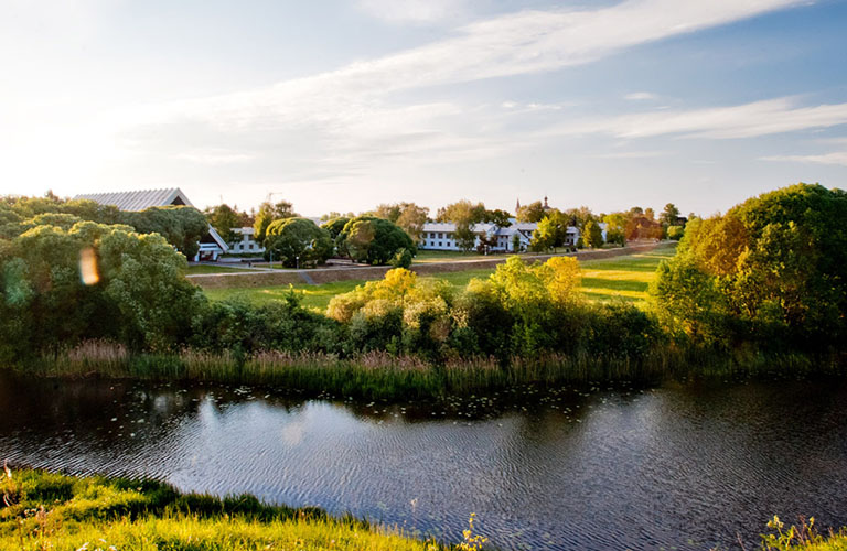 Open air «#БЕРЕГ»: Музыка, краски и море вкусного