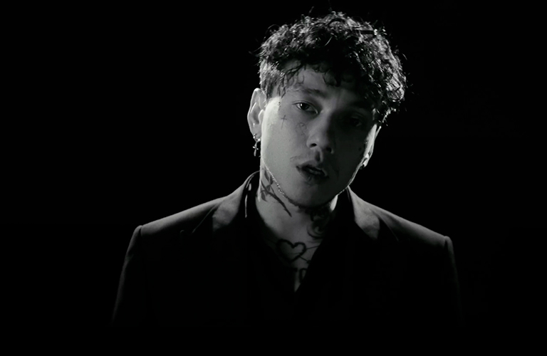 Владимирцев сначала накроют «Три дня дождя», а потом закружит вихрь хитов дискотеки девяностых