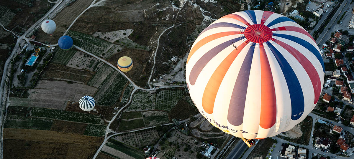 Новый формат Масленицы: Полеты на воздушном шаре и гольф с картофелинами