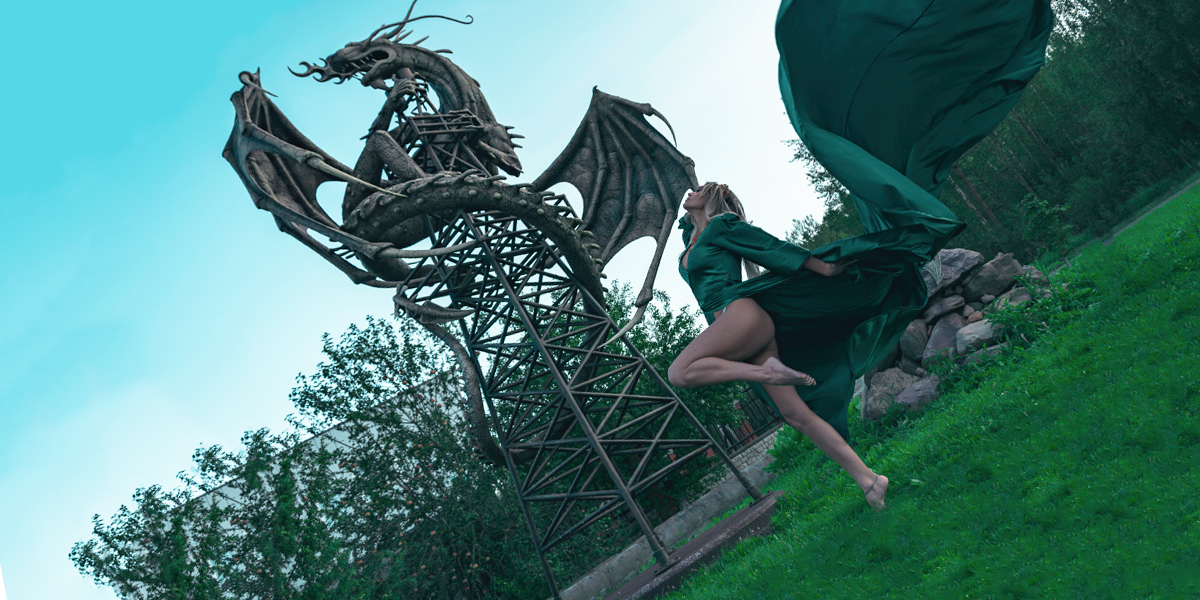 Средневековая принцесса под охраной дракона в Радужном и эльфийка на водоеме Суздальского района