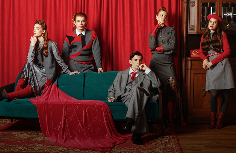 «Мы — долгое эхо друг друга». Коллекция образов в фотопроекте по мотивам творчества Роберта Рождественского