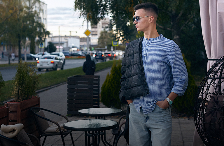 Спортивный кежуал и концертная классика от победителя проекта «Ну-ка, все вместе! Хором!»