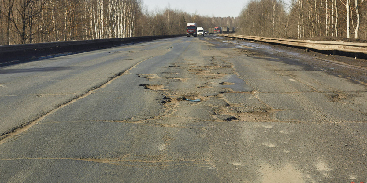 Ямы, колеи, трещины. Инструкция для водителей, как доехать целыми из Владимира в Москву и обратно