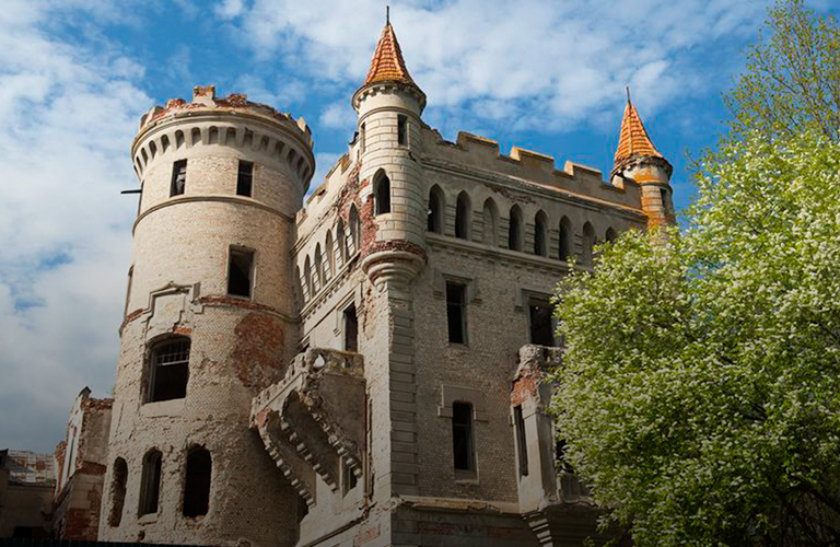 Усадьба Храповицкого в Муромцеве или экотропа в Мещёре? Куда поехать на майские праздники