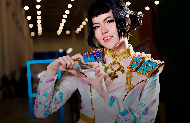 Владимирские Аленушка из «Трех богатырей» и Зои из KPop Demon Hunters побывали на «Comic Con Игромир — 2025»