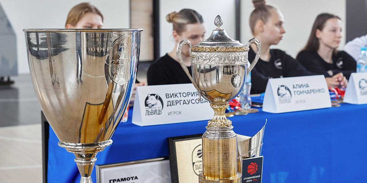 Чистое золото! «Владимирские львицы» выиграли все возможные трофеи сезона и отправляются в Суперлигу