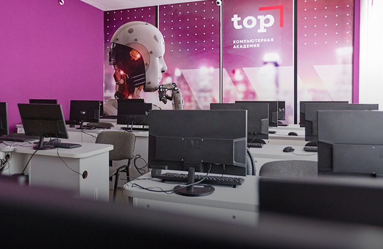 Владимирцы меняют жизнь: как за год стать востребованным ИТ-специалистом с доходом из любой точки мира