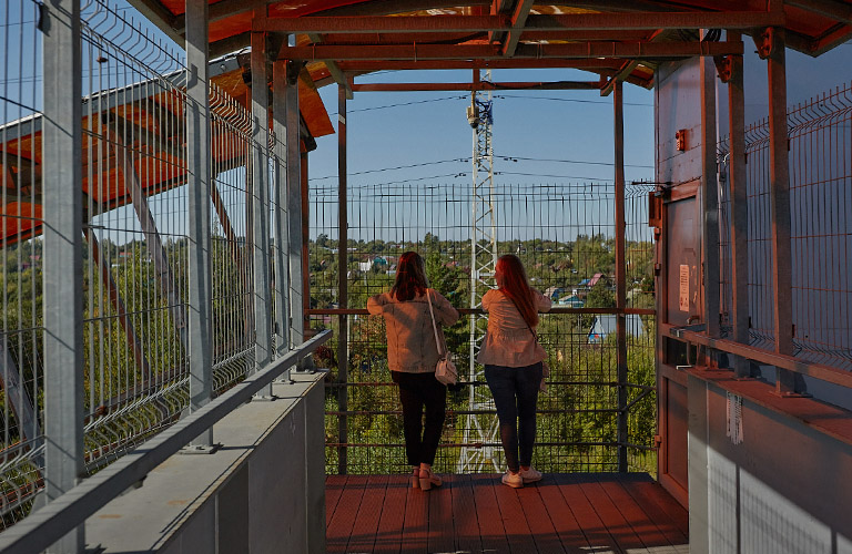 Внезапные смотровые и заброшенная экотропа: неограненная красота спального района Владимира 