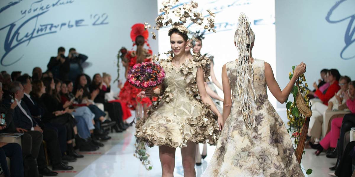 Платья «бумажной феи» из Владимира – на конкурсе дизайнеров и страницах западного журнала
