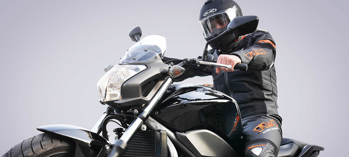 Байкерский рок-концерт в центре Владимира