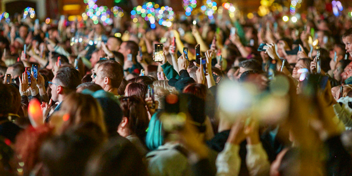 Под хиты «На-На» и показы от «Союзмультфильма». Как Владимир отметит 1035-летие?