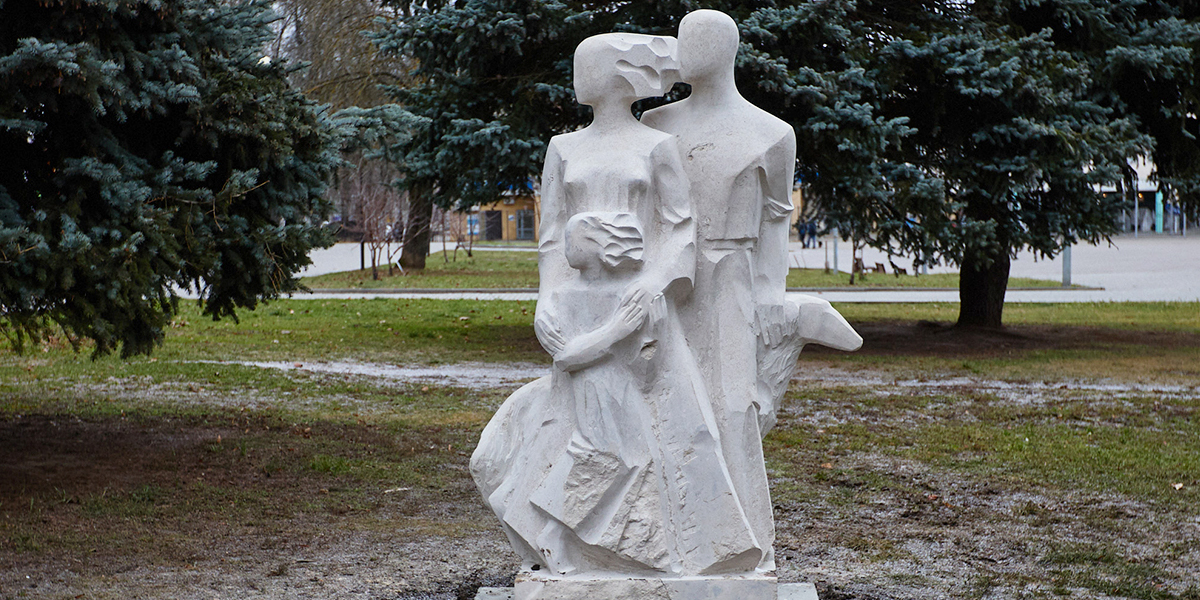 Снова белокаменный: улицы Владимира украсили четыре скульптуры с летнего стоунфеста