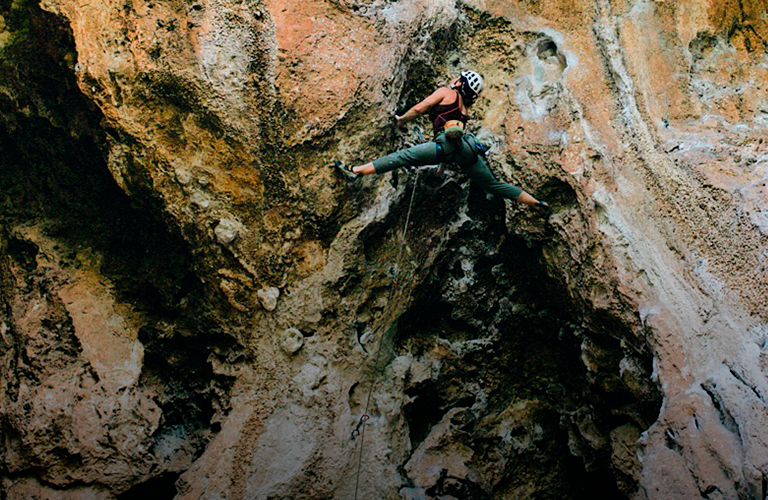 Жизнь по вертикали. Татьяна Пошаталова о скалолазании в жарких странах и быте в кемпингах