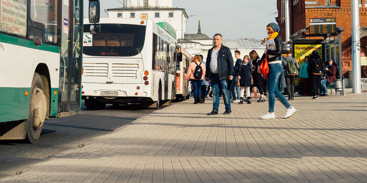 Владимирцы скоро прокатятся на новеньких автобусах и литературном троллейбусе