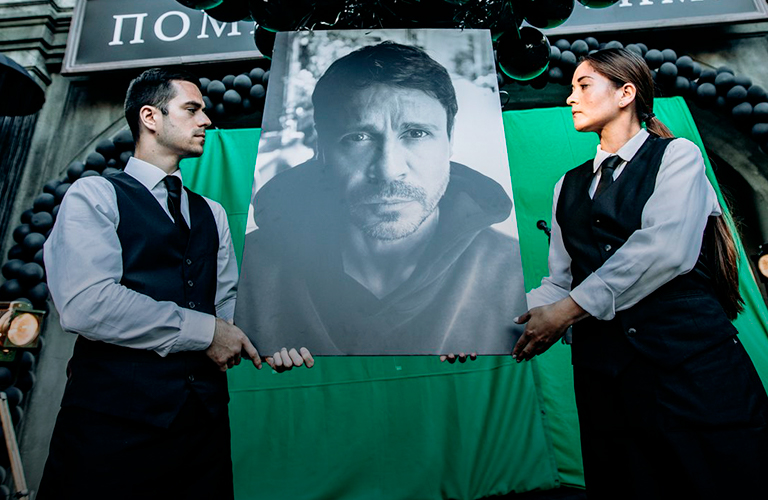 Павел Деревянко похоронит себя заживо в комедии «Конец Славы»