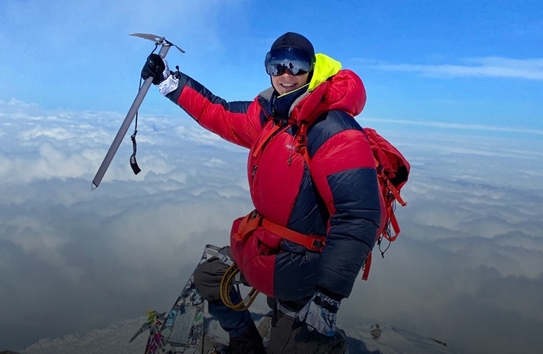 Владимирский миллионер на вершине Эльбруса: «Нельзя «покорить гору» - она просто дает на себя взойти»