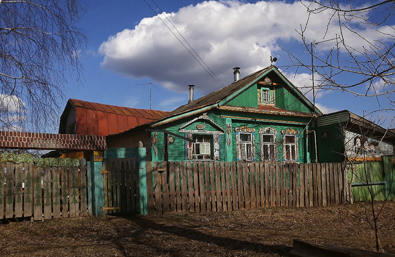 С русалками, рыцарями и конями. 4 необычных дома во Владимирской области
