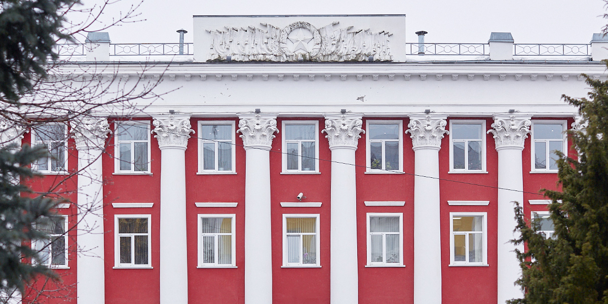 Величественные здания в стиле сталинского ампира по проектам Леонида Зотова во Владимире