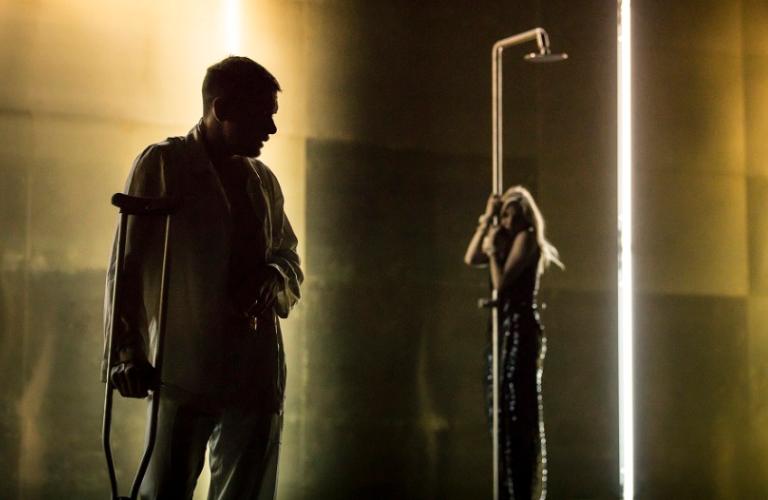 Британские спектакли на экране: «Кошка на раскаленной крыше»