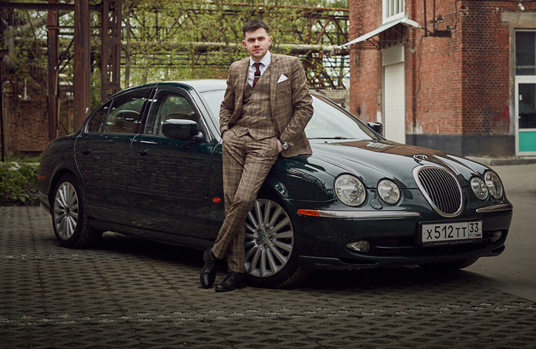 «Невозможно не обернуться»: роскошный Jaguar S-type 1999 года Олега Костенко