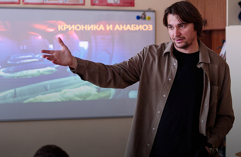 Герои не носят плащей! Мужчины-учителя о том, почему педагогика не строится на запретах и зачем порой нужен «рейв»