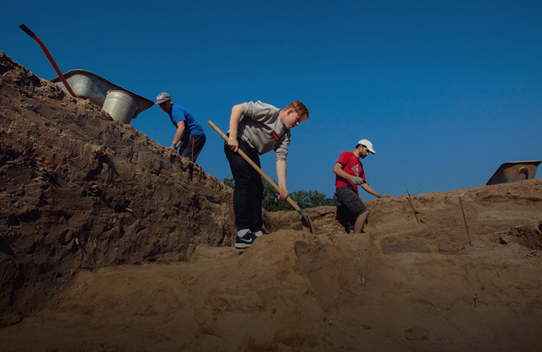 Какие раскопки ожидают археологов в этом сезоне и что ценного они нашли в прошлом?