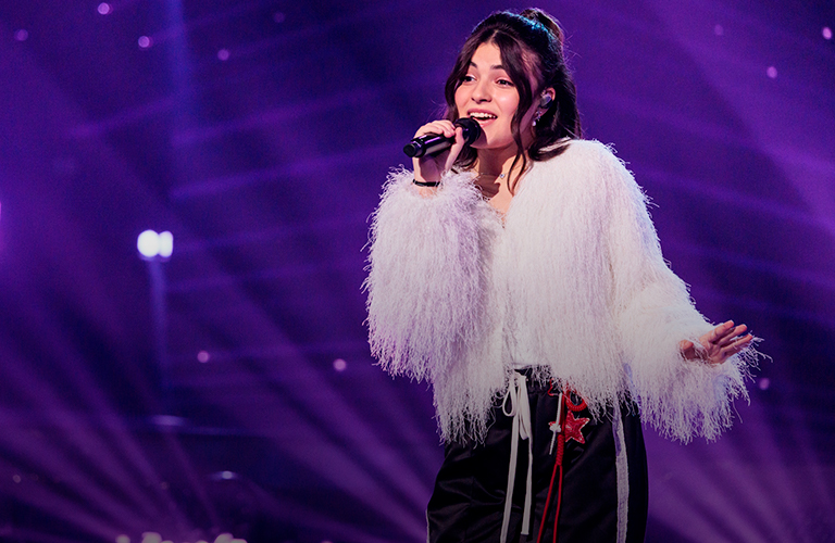 «Маленькая Кристина Агилера»: Алсу сравнила школьницу из 33-го региона с американской певицей