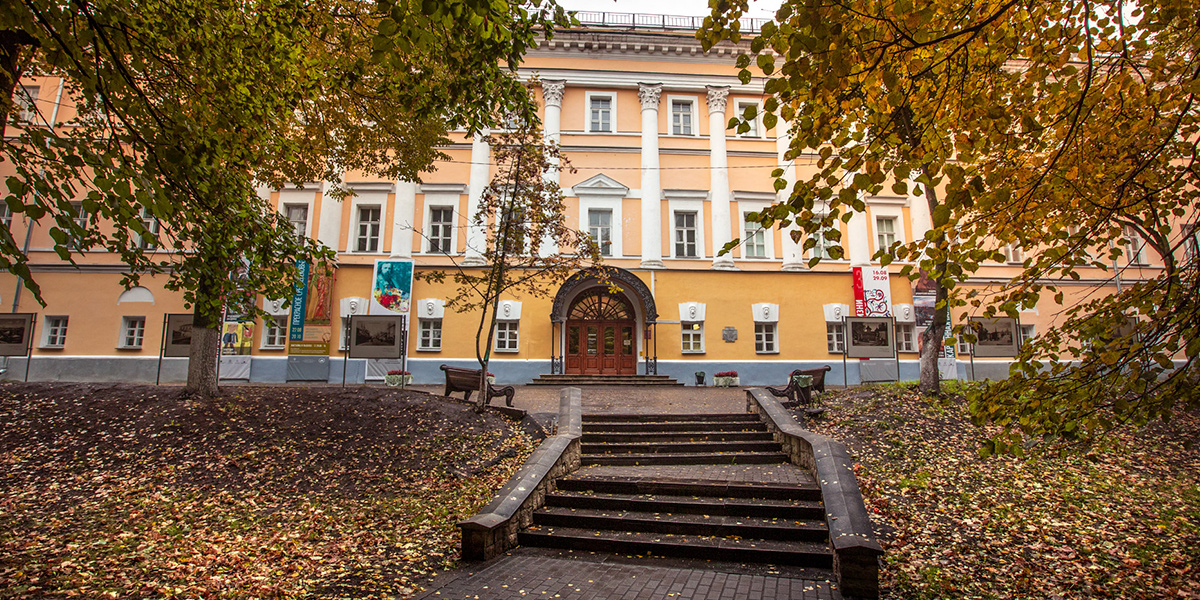 Знакомимся с дворцовой музыкой эпохи Екатерины II