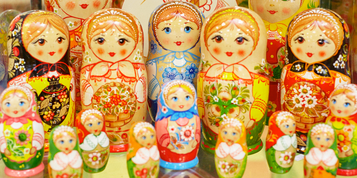 История игрушек по-владимирски: как развлекались дети раньше?