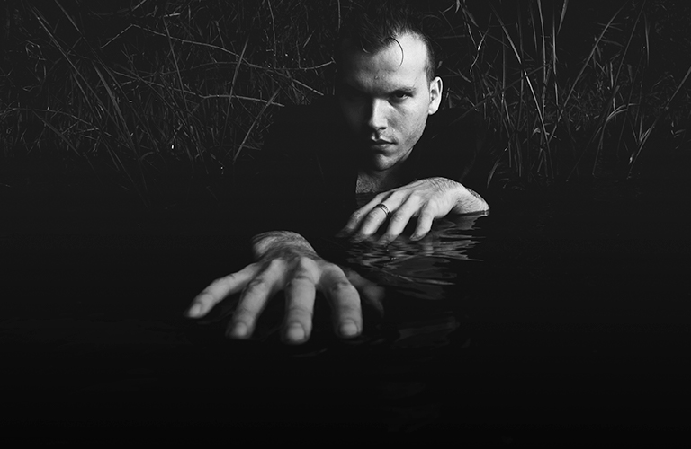 Такие разные мужчины в концептуальных историях владимирского фотографа Али Валевской