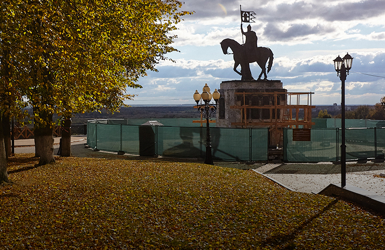 В 33-м регионе латают князя Владимира и украшают улицы новыми арт-объектами