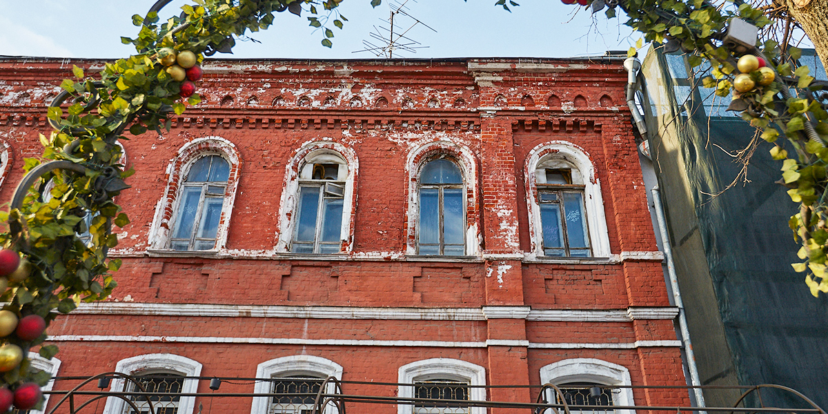 Парк и три знаменательных здания: каким объектам во Владимире ищут новых владельцев?