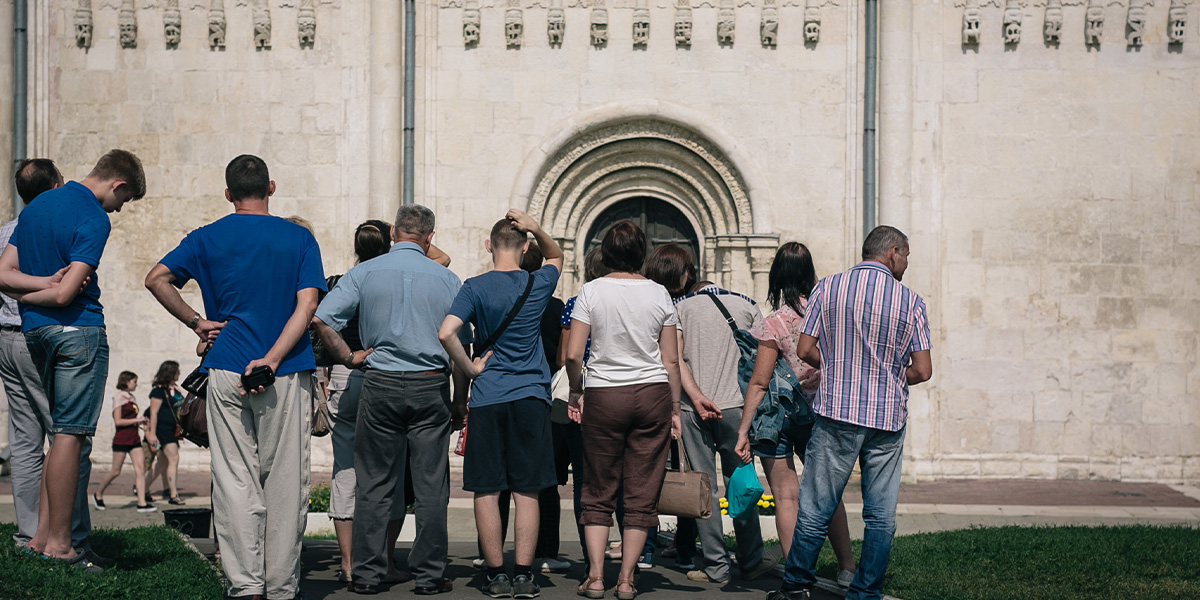 Хотите бесплатно освоить профессию гида?