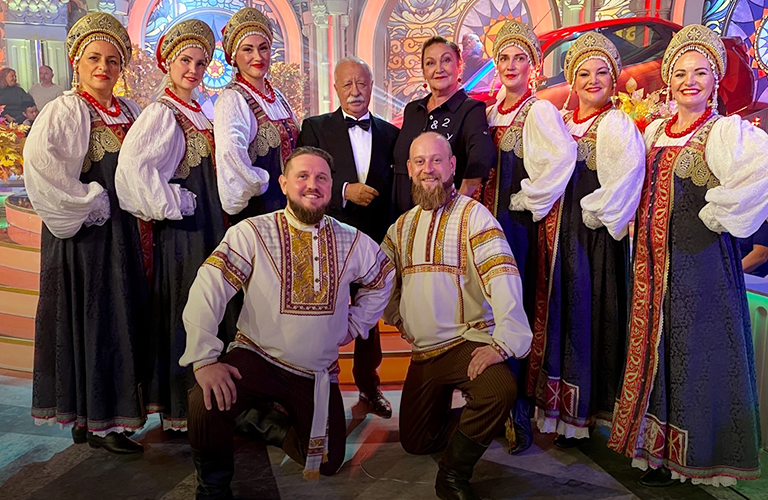 Владимирцы спели в шоу «На кухне всей страной» и станцевали в программе «Поле чудес»