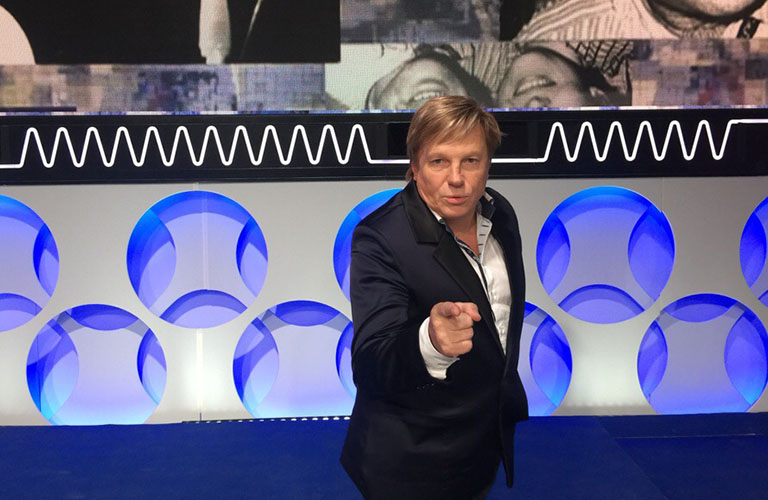 Щемящий камбэк в прошлое: Концерт Виктора Салтыкова