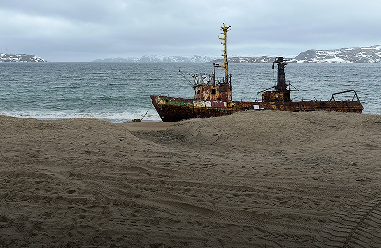 Дом из фильма «Любовь и голуби», севшие на мель корабли и другие детали автопутешествия на Русский Север
