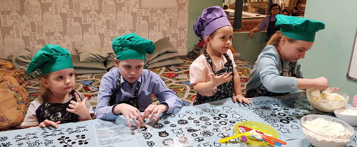 Кулинарное занятие в семейном кафе «Carlson»