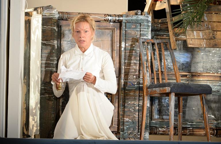 Спектакль в кино: «Поздняя любовь»